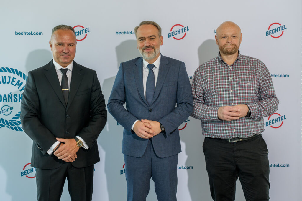 Bechtel podpisał umowę na realizację laboratorium materiałowego oraz na ochronę terenu budowy elektrowni jądrowej w Lubiatowie-Kopalinie [zdjęcia]